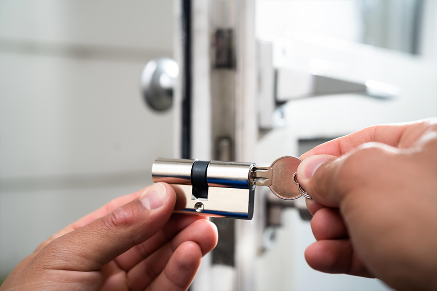 commercial lock repair for business door in Austin TX
